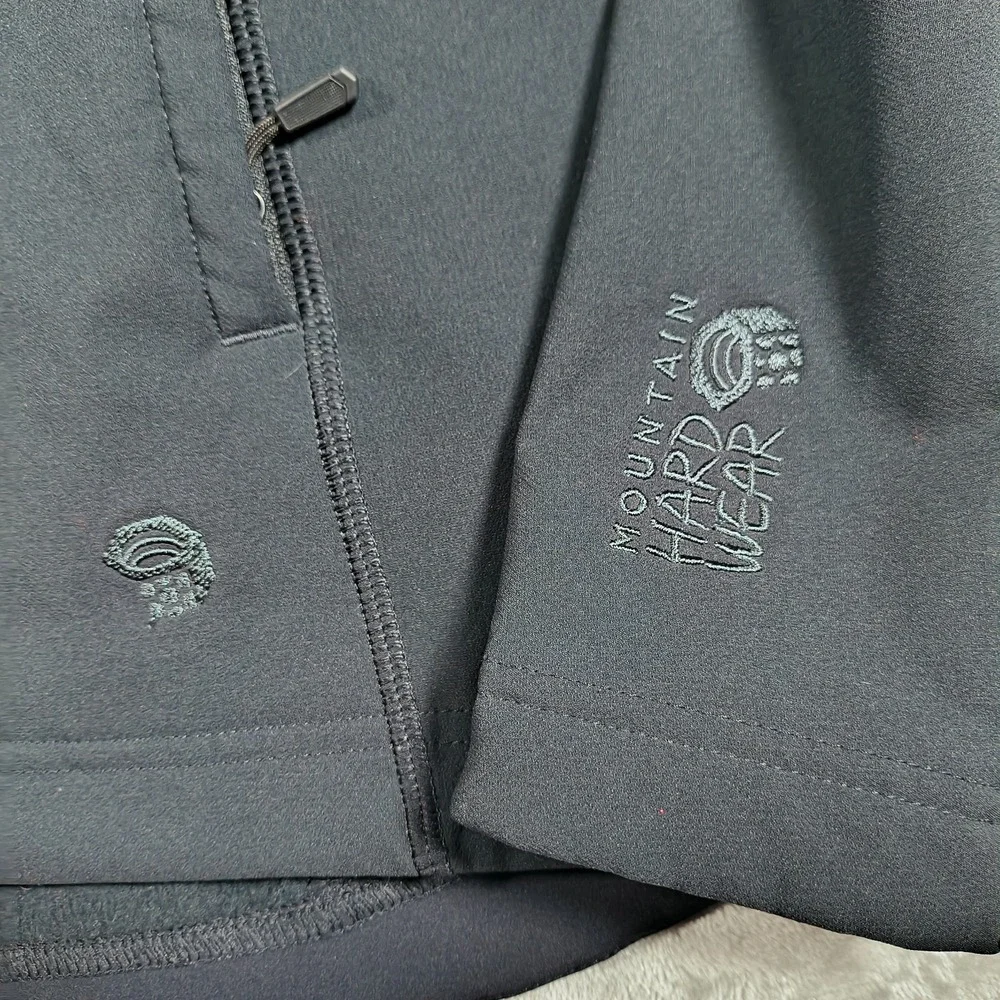 Mountain Hardwear sweatshirt gently